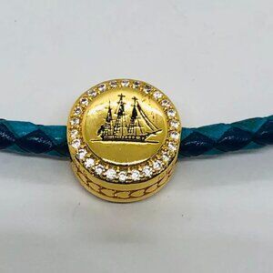 ✨✨Pandora Boston Massachusetts State Exclusive Iconic Ship Button Charm